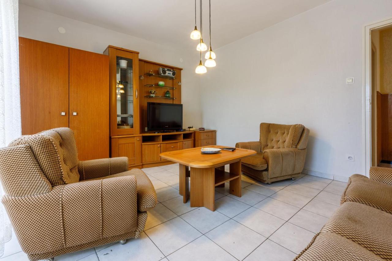 Apartment Eugen Crikvenica Buitenkant foto