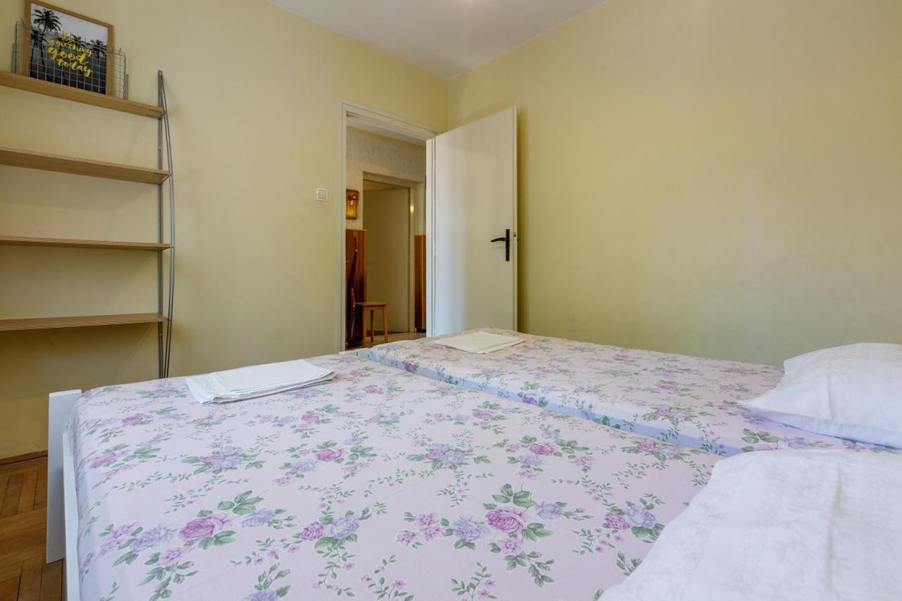 Apartment Eugen Crikvenica Buitenkant foto